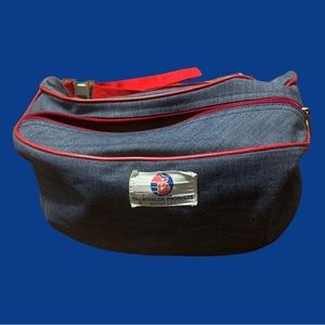 Skiathalon Products large fanny pack. Perfect for some upcoming ski trips!